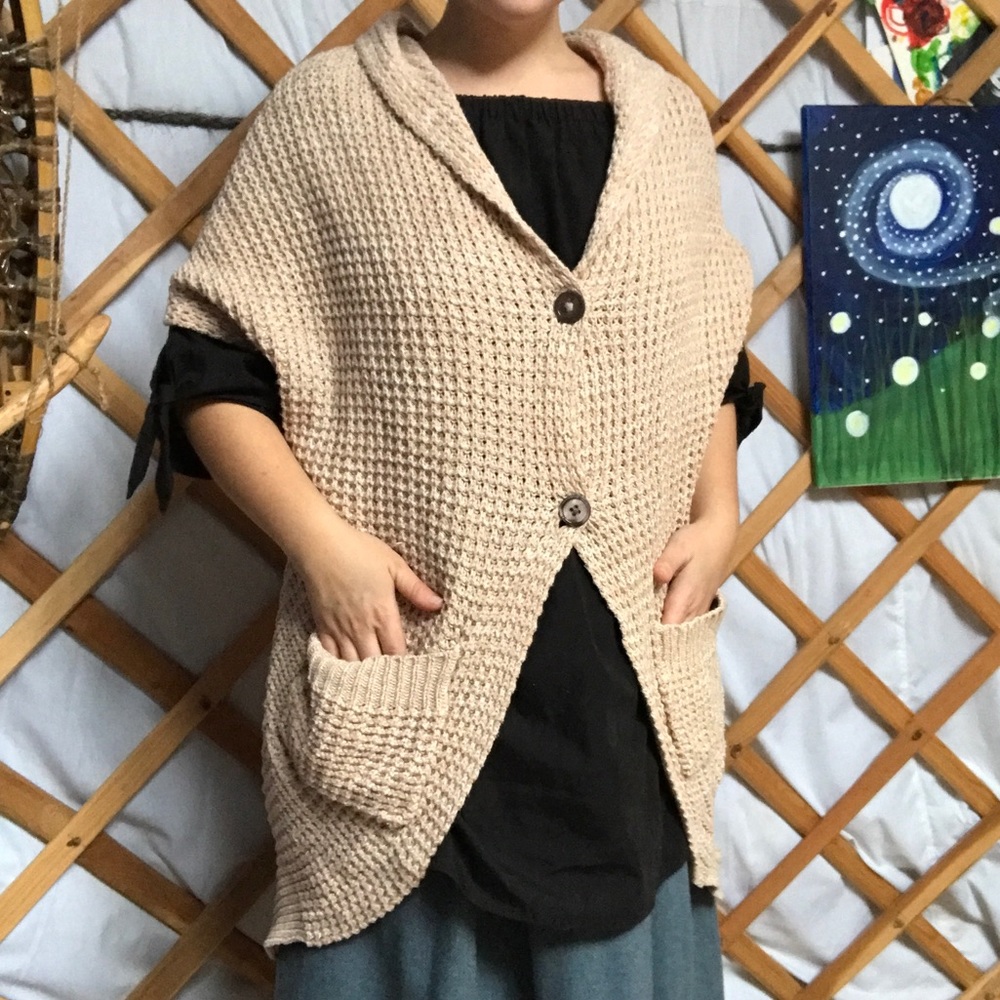 Oversized Slouchy Button-Up Cardigan Medium